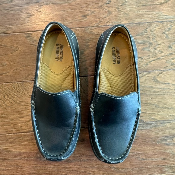 EUC Johnston & Murphy Boys' Locklin Venetian Loafers - Picture 1 of 5